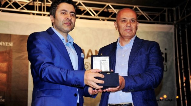 ÜNLÜ İLAHİCİ KARAMAN’DA SAHNE ALDI