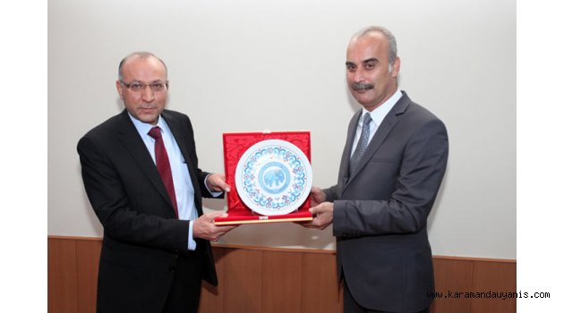 ÜNLÜ YAZARDAN BANKACILIK VE FİNANS SEMİNERİ