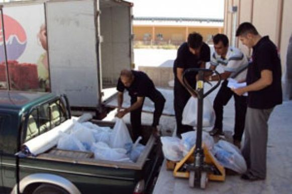 Vakıf’dan Gıda Yardımı
