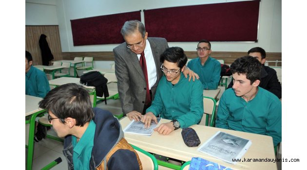 VALİ TAPSIZ'DAN OKULLARA SÜRPRİZ ZİYARET