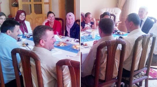 Vali Koca Ve Eşi Misafirlerini Konuk Etti