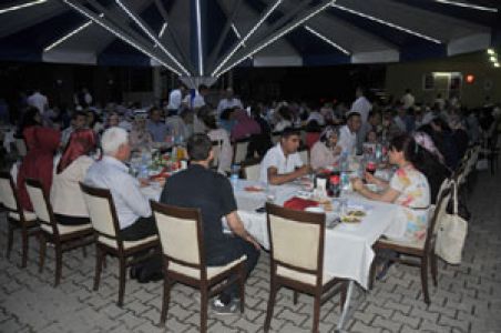 Vali’den Personele İftar
