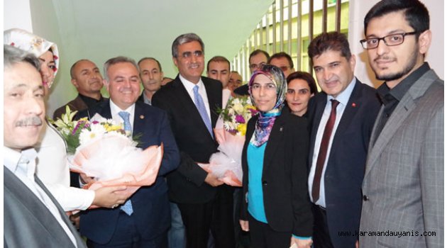 VEKİLLER MAZBATALARINI ALDI