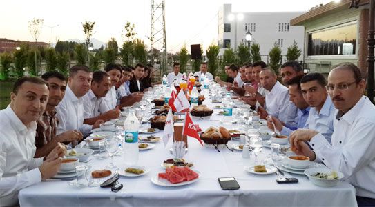 Vodofone Bayilerine İftar Yemeği