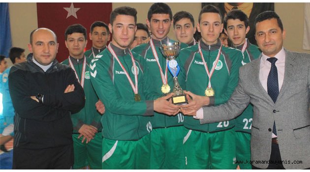 VOLEYBOL MÜSABAKALARI SONA ERDİ