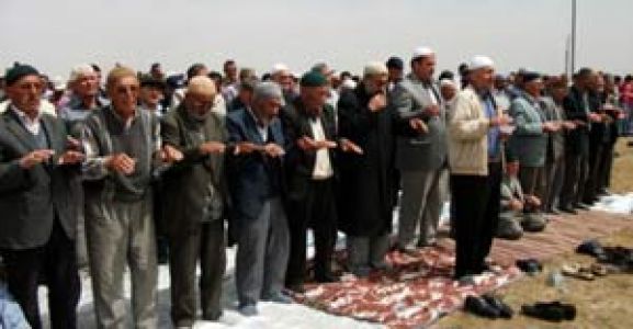 Yağmur Duaları Devam Ediyor
