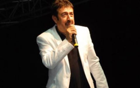 Yarın Akşam Kale'de