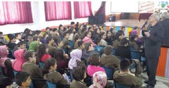 Yazar Öğrencilerle Buluştu