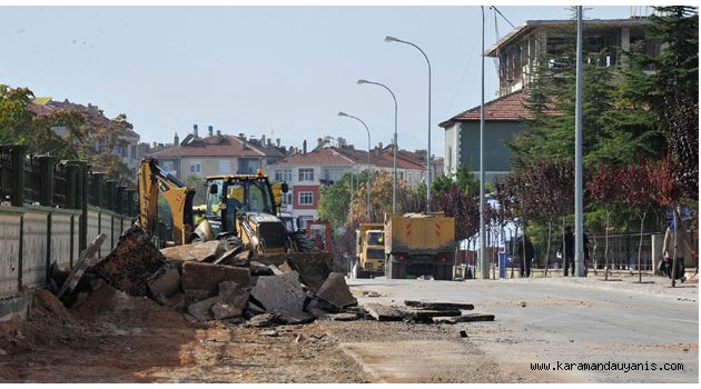 YOL ÇALIŞMALARI DEVAM EDİYOR