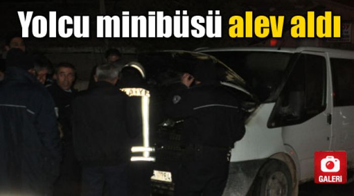 Yolcu Minibüsü Yandı
