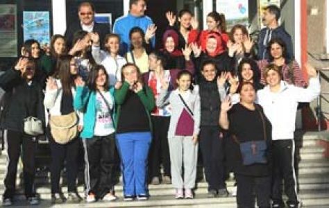 Yurtta Kalan Öğrencilere Ücretsiz Kurslar