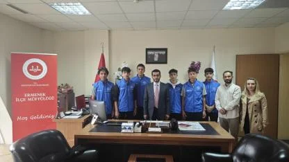 Gönüllü Gençlerden Müftülüğe Ziyaret
