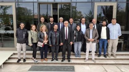Herkesin unuttuğu Gazetecilerin Gününü Başkan Canuylasi hatırlattı
