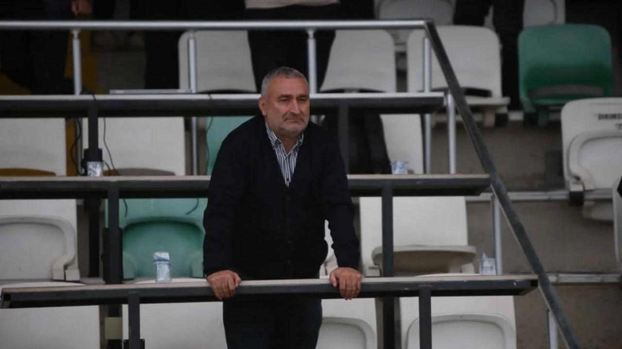 Karacabey Belediyespor'da Ekrem Senal başkanlığı bırakıyor