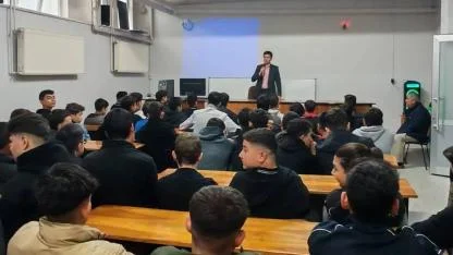 Karaman’da Öğrencilere “Namaz Bilinci” Sunumu Gerçekleştirdi