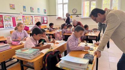 Masallarla, Renklerle ve Oyuncaklarla Türkmen Kültürüne Yolculuk