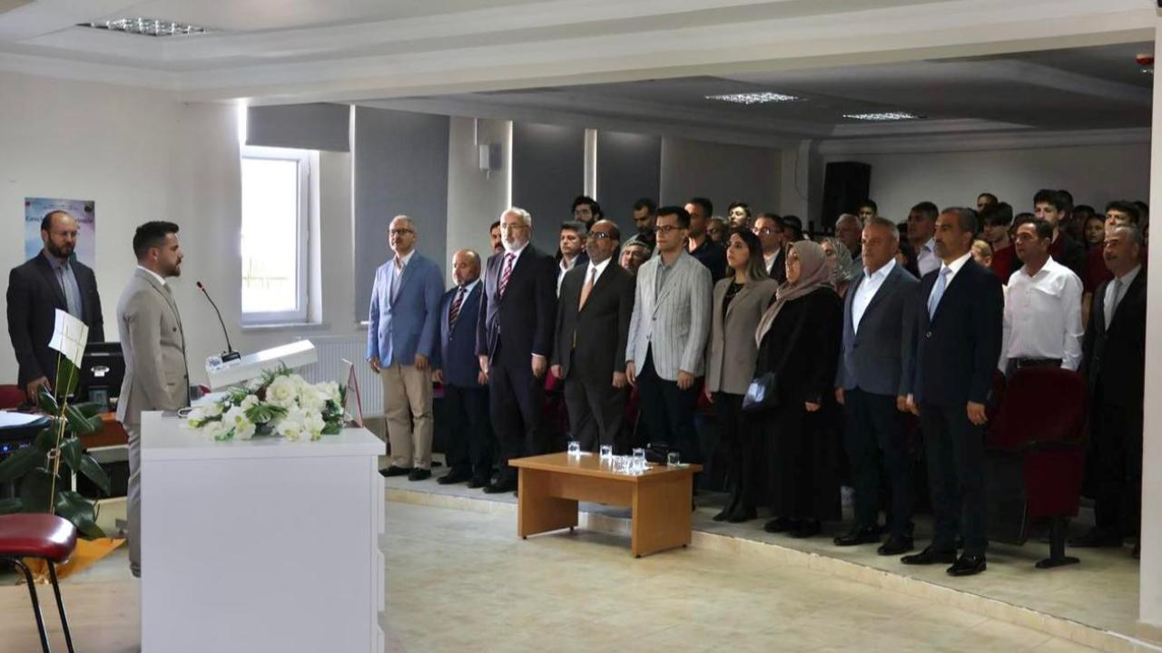 Peygamberimiz ve Aile Ahlakı Konulu Konferans Verildi