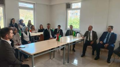 Sarıveliler İlçesini Ziyaret Ettiler