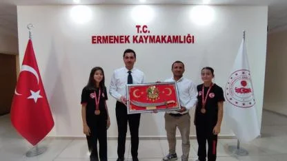 Taşeli’nin Gururu Sporculardan Kaymakam Almalı’ya Ziyaret