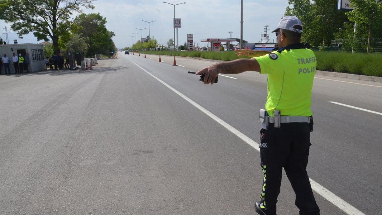 Trafik kurallarını ihlal edenlere rekor cezalar geliyor!
