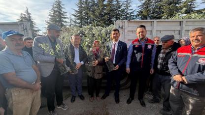 % 75 hibeli 17 bin 506 fidan üreticilere dağıtıldı