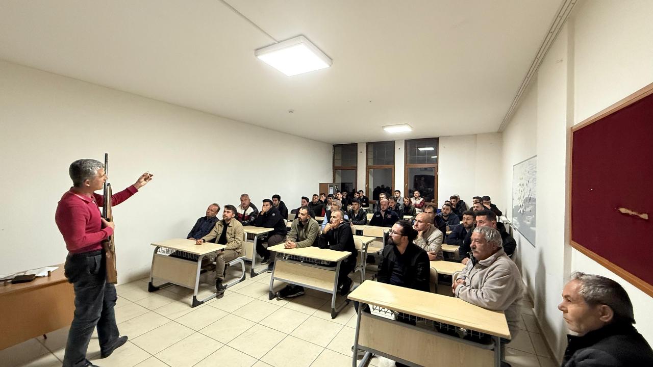 Ermenekli Avcılara Eğitim Verildi