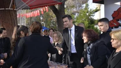 Karaman'da Atatürk Anısına Lokma Tatlısı Dağıtıldı