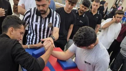 Karaman’da Yurt Öğrencileri Bilek Güreşinde Hünerlerini Sergiledi