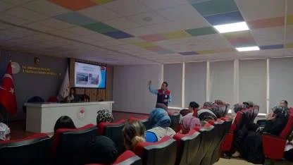 Okul Kantin Çalışanlarına Hijyen Eğitimi Verildi