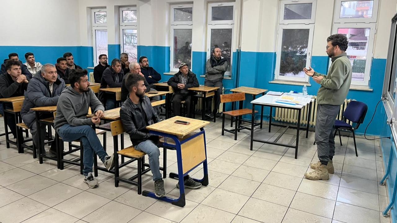 Sarıveliler&#039;de avcılara eğitim verildi