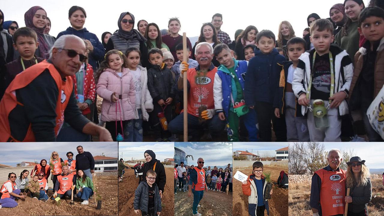 TEMA Yollarbaşı Köyünde Fidanları Toprakla Buluşturdu