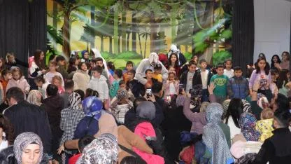 Ücretsiz tiyatro etkinliği büyük ilgi gördü