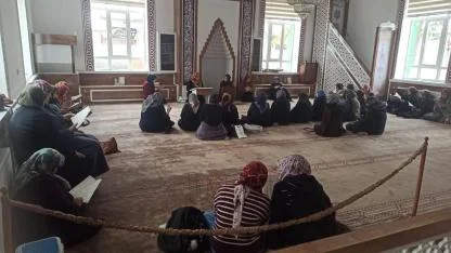 Hanımlara Yönelik Hatim ve Dua Programı Düzenlendi