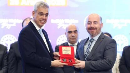 Karaman’a Tahsis Edilen Ambulansların Anahtarları Sağlık Bakanı Tarafından Teslim Edildi