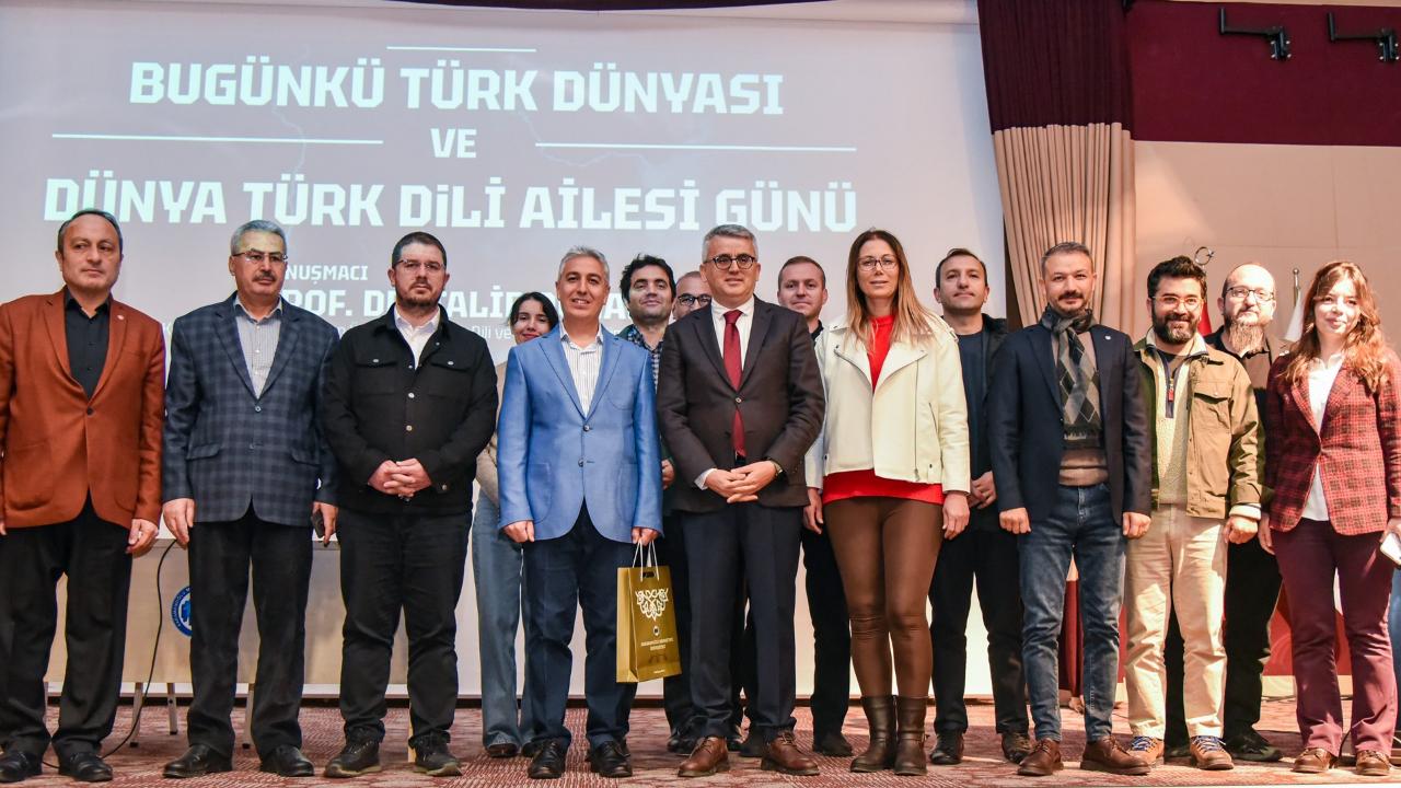 KMÜ’de “Bugünkü Türk Dünyası Ve Dünya Türk Dili Ailesi Günü” Konferansı Düzenlendi
