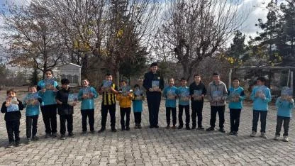 Karaman’da Kadın ve Çocuklara KADES Anlatıldı