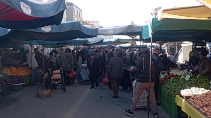 Karaman’da Semt Pazarında Fiyatlar