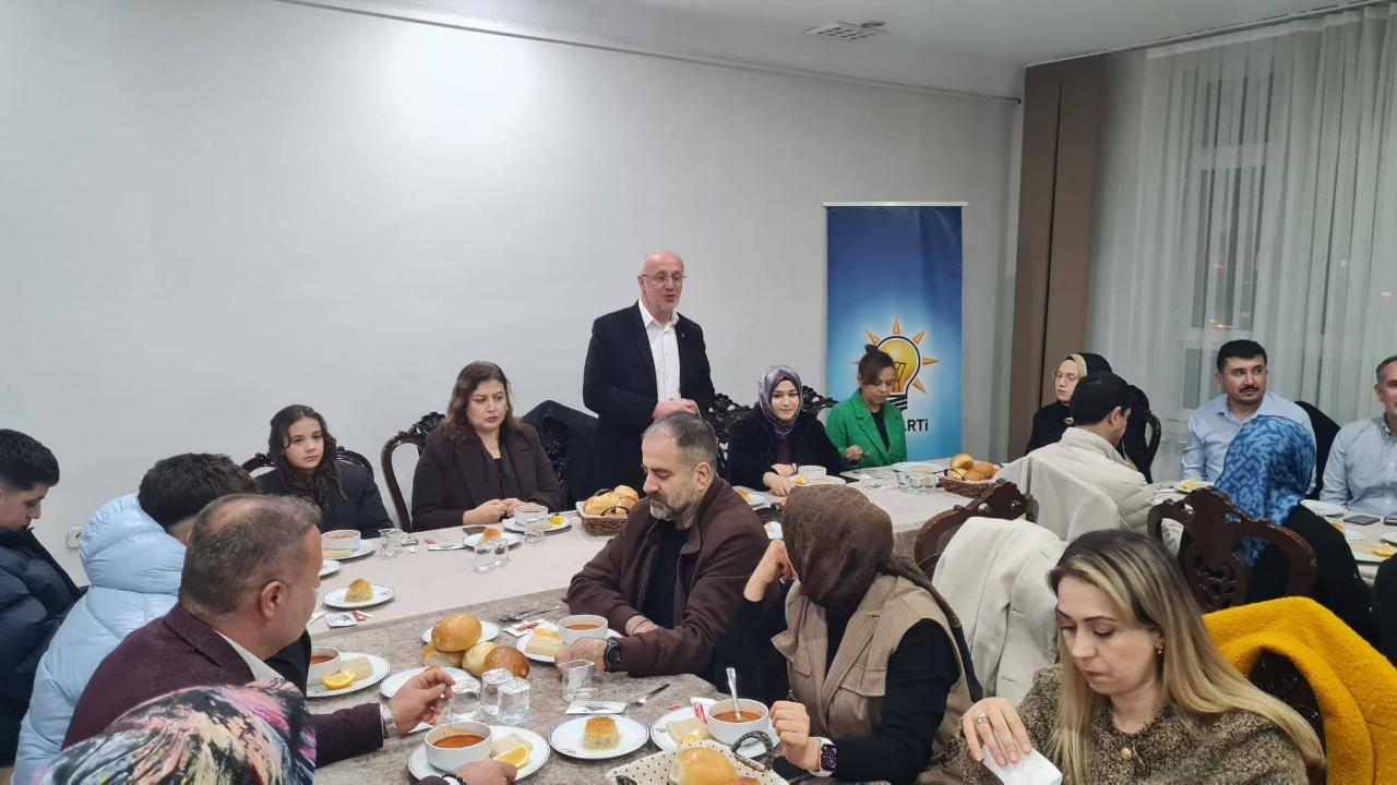 AK Parti Karaman İl Başkanlığı Arabaşı Gecesinde Buluştu