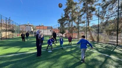 Başyayla Kaymakamı Neslihan Çakır’dan Kışla İlkokulu’na Ziyaret