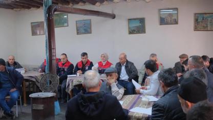 İl Tarım, Dinek Köyü’nde Üreticilerin Sorunlarını Yerinde Dinledi