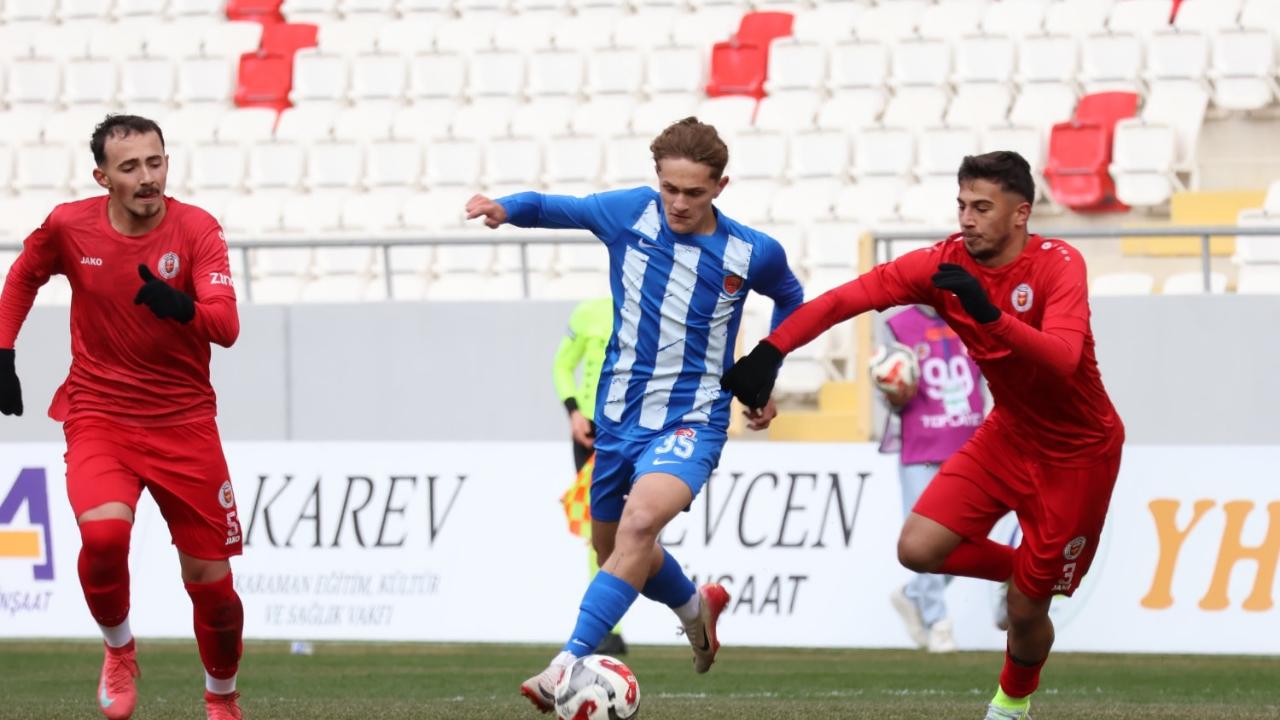Karaman FK’nın Kaybettiği Haftada Lider Batman Evinde Hata Yapmadı
