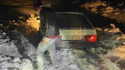 Kayıp İhbarı Kısa Sürede Sonuçlandı: Kara Saplanan Araçta Bulundular