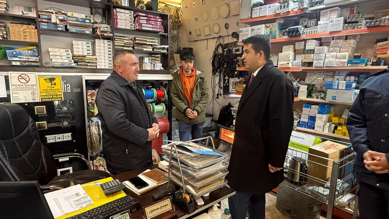 Kaymakam Çam’dan Esnaf ve Hane Ziyaretleri