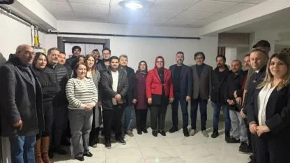 Öz Sağlık-İş Sendikası’ndan Basın Çalışanlarına Arabaşı İkramı