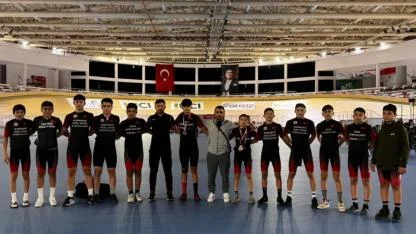 Karaman Bisiklet Takımı Konya’dan Madalyalarla Döndü