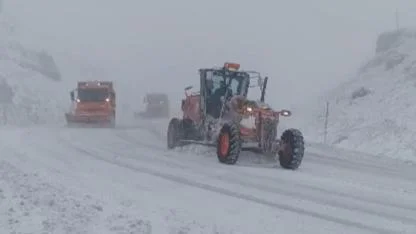 Sertavul Geçidi Tır ve Çekicilerin Geçişine Kapatıldı