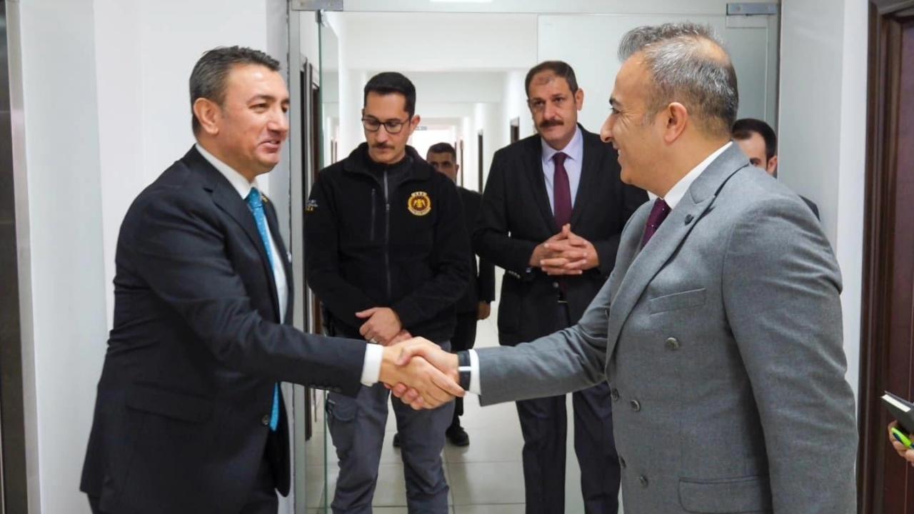 Vekil Ünver’den Vali Çiçek’e Hayırlı Olsun Ziyareti