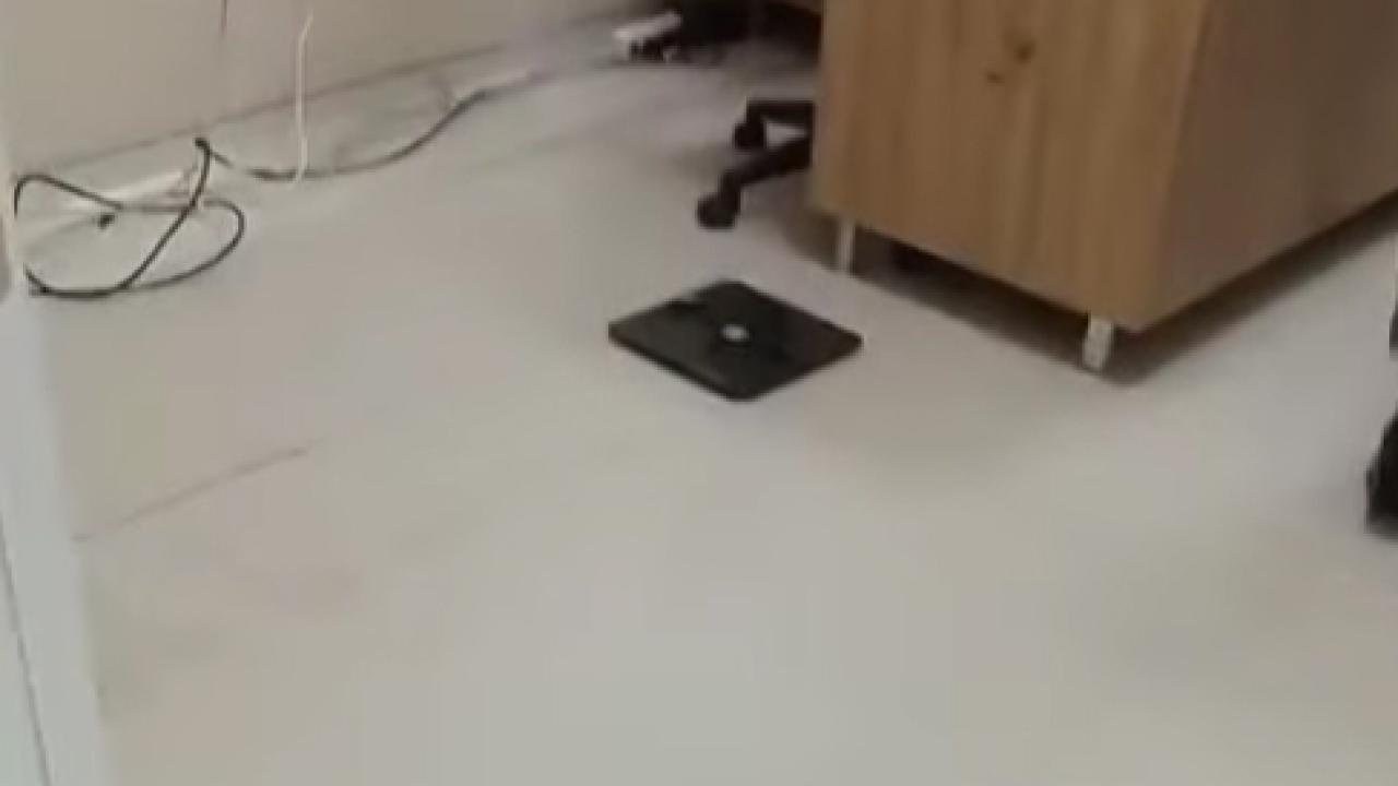 Yeni Açılan Aile Sağlığı Merkezi Su Baskınıyla Gündemde