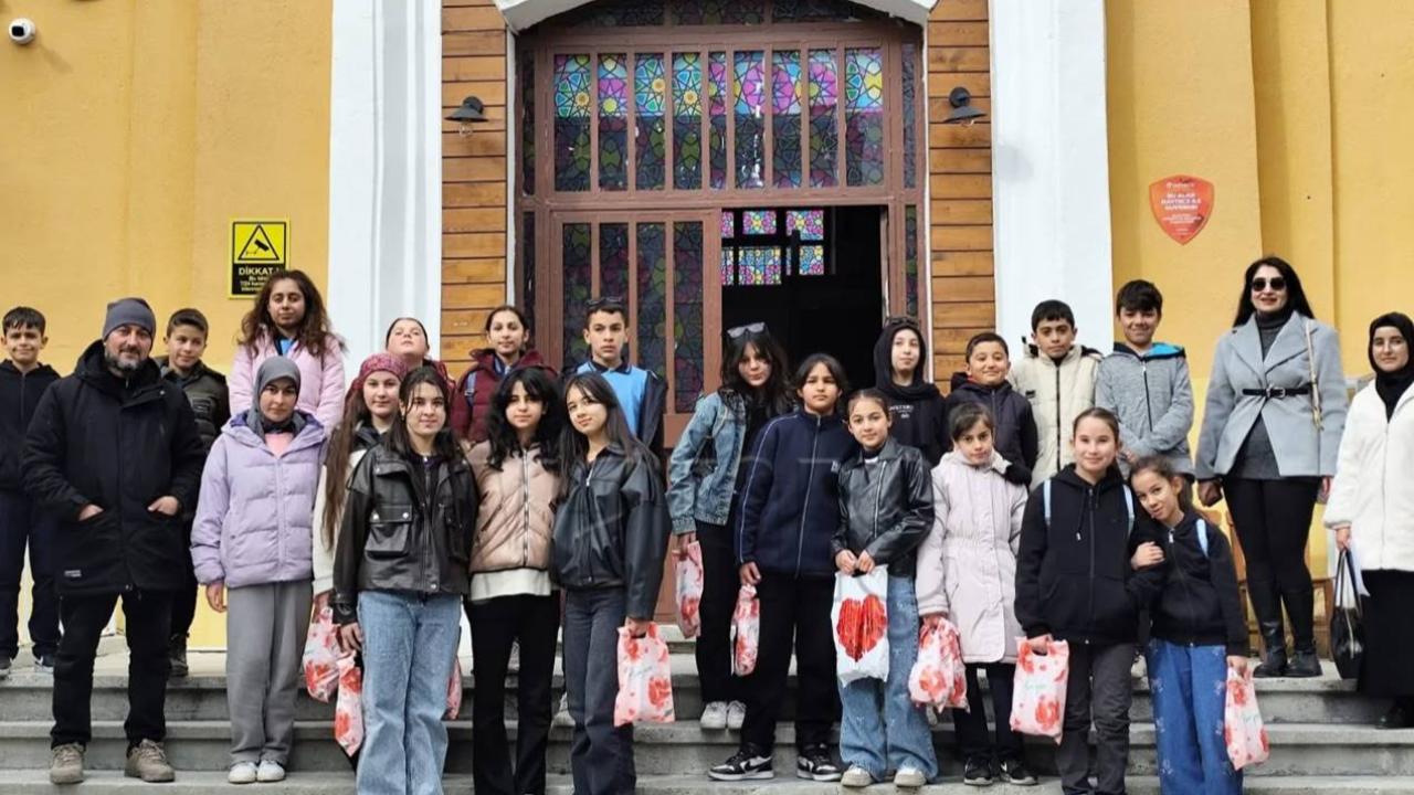 Cami Gençlik Grubundan Kültür ve Sanat Ziyareti