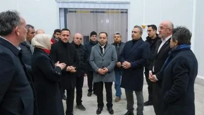 Elma Borsası’nı inceleyen Vali Çiçek: “Elmanın Pazar Değeri Artacak”